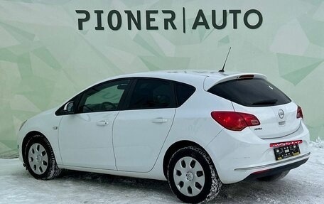 Opel Astra J, 2013 год, 900 000 рублей, 7 фотография