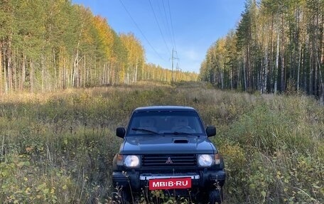 Mitsubishi Pajero III рестайлинг, 1997 год, 890 000 рублей, 15 фотография