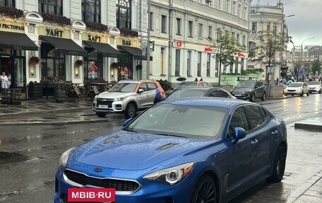 KIA Stinger I, 2017 год, 2 050 000 рублей, 2 фотография