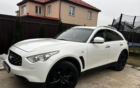 Infiniti FX II, 2008 год, 1 800 000 рублей, 15 фотография