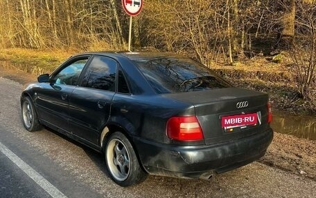 Audi A4, 1998 год, 280 000 рублей, 5 фотография