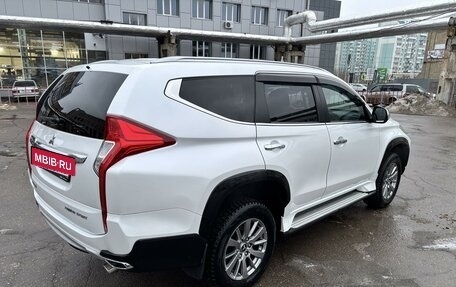 Mitsubishi Pajero Sport III рестайлинг, 2020 год, 3 490 000 рублей, 5 фотография