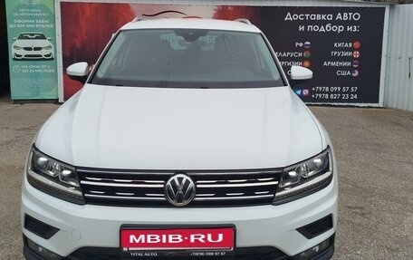 Volkswagen Tiguan II, 2019 год, 2 299 000 рублей, 2 фотография