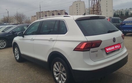 Volkswagen Tiguan II, 2019 год, 2 299 000 рублей, 9 фотография