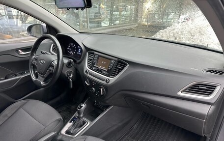 Hyundai Solaris II рестайлинг, 2018 год, 1 239 000 рублей, 19 фотография