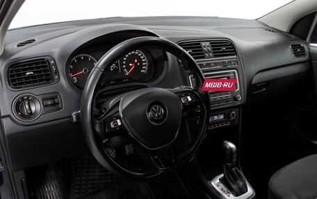 Volkswagen Polo VI (EU Market), 2017 год, 1 263 000 рублей, 14 фотография