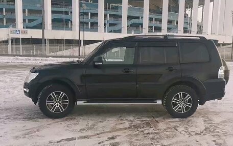 Mitsubishi Pajero IV, 2015 год, 3 000 000 рублей, 4 фотография