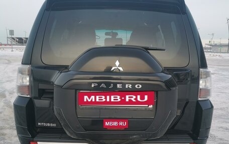 Mitsubishi Pajero IV, 2015 год, 3 000 000 рублей, 9 фотография