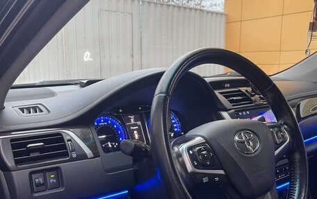 Toyota Camry, 2015 год, 2 750 000 рублей, 13 фотография