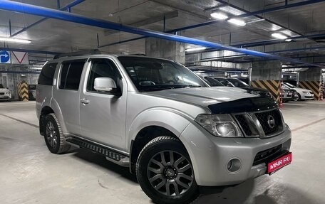 Nissan Pathfinder, 2010 год, 1 550 000 рублей, 1 фотография