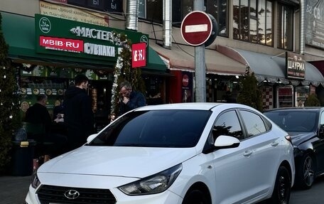 Hyundai Solaris II рестайлинг, 2017 год, 1 400 000 рублей, 8 фотография