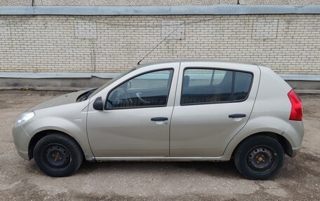 Renault Sandero I, 2014 год, 415 000 рублей, 2 фотография