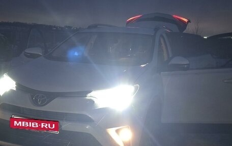 Toyota RAV4, 2019 год, 2 590 000 рублей, 7 фотография