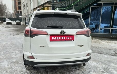 Toyota RAV4, 2019 год, 2 590 000 рублей, 17 фотография