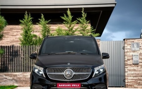 Mercedes-Benz V-Класс, 2019 год, 5 750 000 рублей, 1 фотография