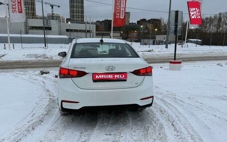 Hyundai Solaris II рестайлинг, 2017 год, 1 200 000 рублей, 1 фотография