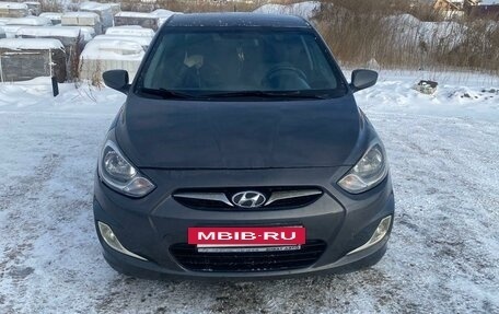 Hyundai Solaris II рестайлинг, 2013 год, 620 000 рублей, 7 фотография