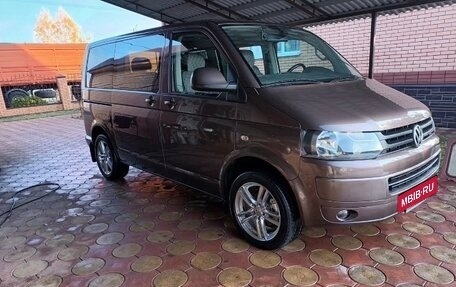 Volkswagen Caravelle T5, 2011 год, 2 400 000 рублей, 12 фотография