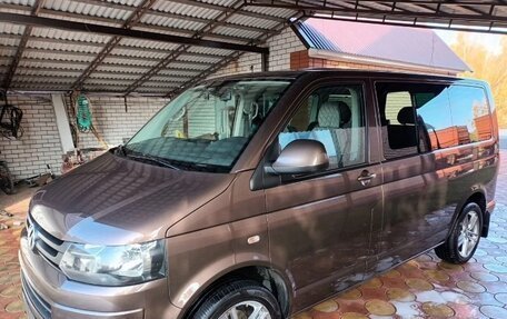 Volkswagen Caravelle T5, 2011 год, 2 400 000 рублей, 28 фотография