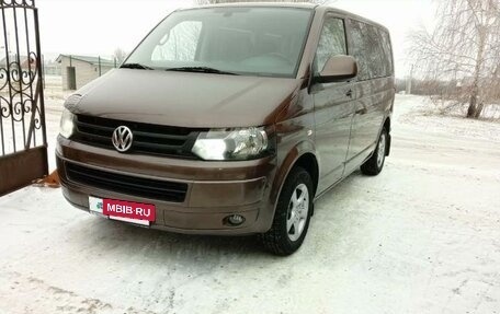 Volkswagen Caravelle T5, 2011 год, 2 400 000 рублей, 27 фотография