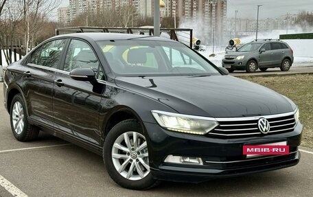 Volkswagen Passat B8 рестайлинг, 2015 год, 1 669 000 рублей, 7 фотография