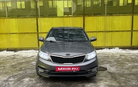 KIA Rio III рестайлинг, 2016 год, 985 000 рублей, 2 фотография