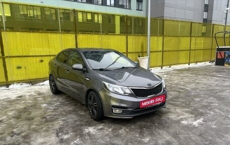 KIA Rio III рестайлинг, 2016 год, 985 000 рублей, 4 фотография