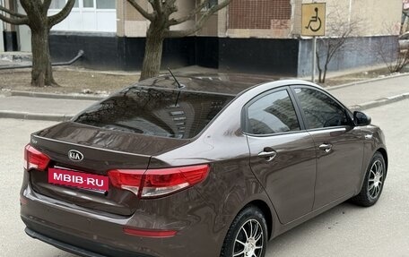 KIA Rio III рестайлинг, 2016 год, 1 035 000 рублей, 8 фотография