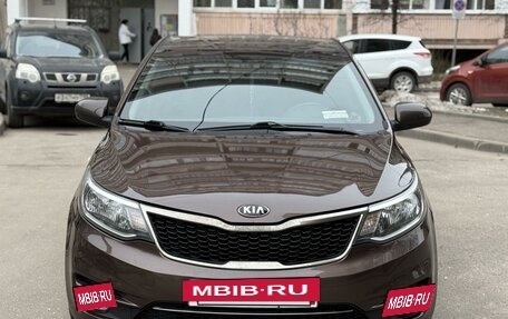 KIA Rio III рестайлинг, 2016 год, 1 035 000 рублей, 3 фотография