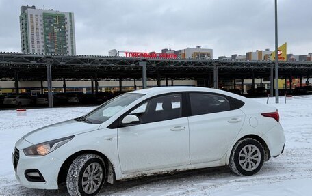 Hyundai Solaris II рестайлинг, 2017 год, 1 200 000 рублей, 5 фотография