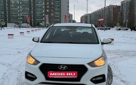 Hyundai Solaris II рестайлинг, 2017 год, 1 200 000 рублей, 2 фотография