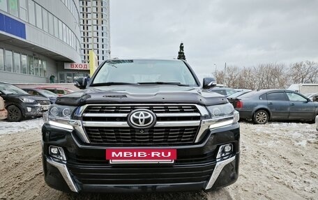 Toyota Land Cruiser 200, 2012 год, 3 700 000 рублей, 7 фотография