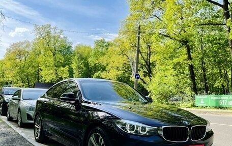 BMW 3 серия, 2018 год, 3 000 000 рублей, 2 фотография