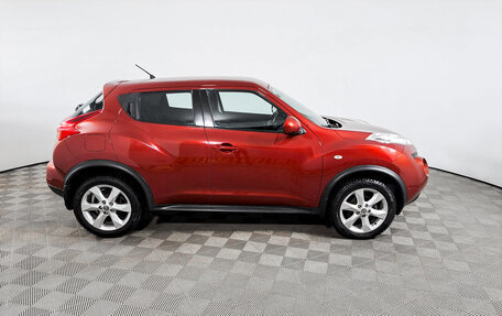 Nissan Juke II, 2011 год, 830 000 рублей, 8 фотография