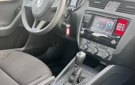 Skoda Octavia, 2018 год, 2 100 000 рублей, 8 фотография