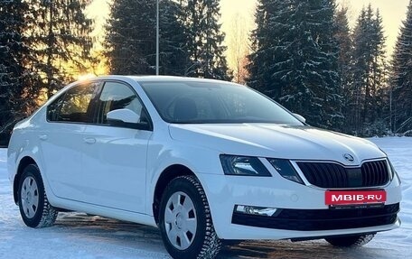 Skoda Octavia, 2018 год, 2 100 000 рублей, 3 фотография