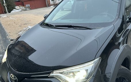 Toyota RAV4, 2018 год, 2 550 000 рублей, 9 фотография