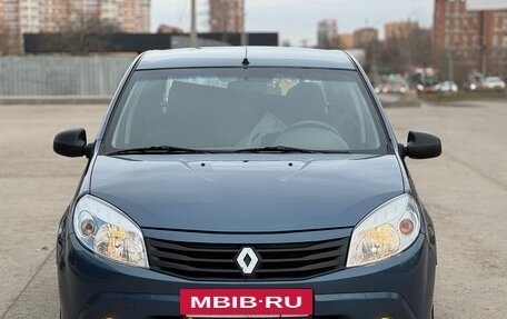 Renault Sandero I, 2011 год, 799 000 рублей, 2 фотография