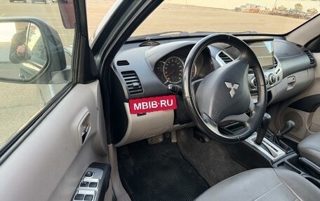 Mitsubishi L200 IV рестайлинг, 2010 год, 1 435 000 рублей, 6 фотография