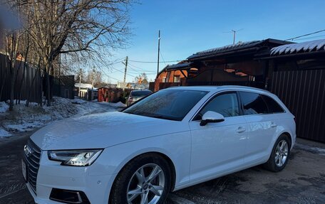 Audi A4, 2018 год, 2 300 000 рублей, 6 фотография