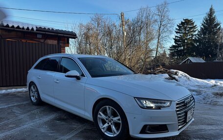 Audi A4, 2018 год, 2 300 000 рублей, 10 фотография