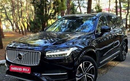 Volvo XC90 II рестайлинг, 2015 год, 3 990 000 рублей, 2 фотография