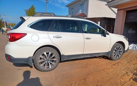 Subaru Outback IV рестайлинг, 2015 год, 2 200 000 рублей, 3 фотография