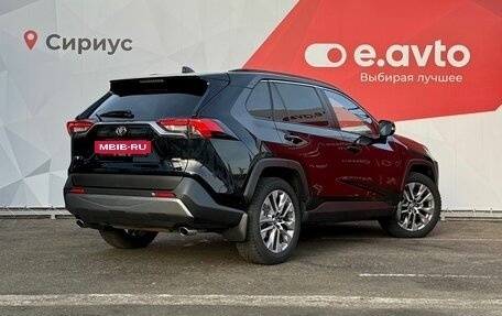 Toyota RAV4, 2021 год, 3 690 000 рублей, 4 фотография