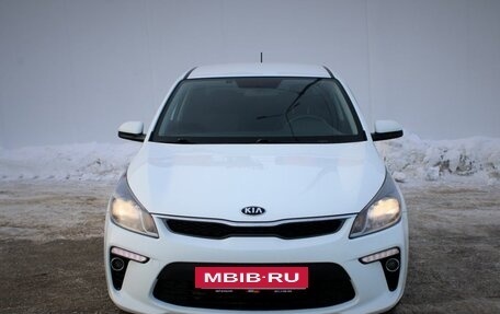 KIA Rio IV, 2018 год, 1 410 000 рублей, 2 фотография