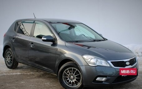 KIA cee'd I рестайлинг, 2010 год, 745 000 рублей, 3 фотография