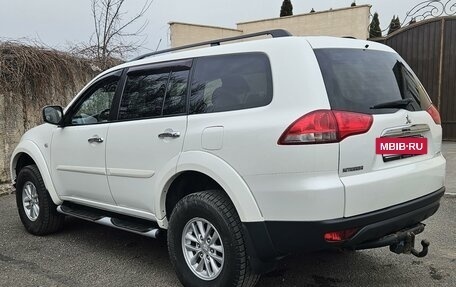 Mitsubishi Pajero Sport II рестайлинг, 2014 год, 1 950 000 рублей, 4 фотография