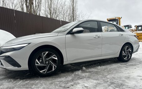 Hyundai Elantra, 2024 год, 2 350 000 рублей, 2 фотография