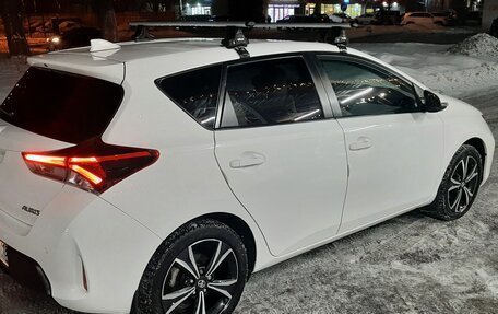 Toyota Auris II, 2013 год, 1 320 000 рублей, 5 фотография