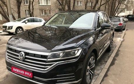 Volkswagen Touareg III, 2019 год, 5 500 000 рублей, 1 фотография